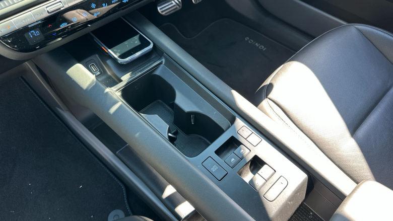 Hyundai IONIQ 6 239kW Ultimate 77kWh 4dr AWD Auto Electric Saloon